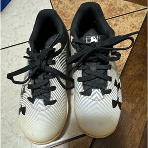 Kids cleats size 10k